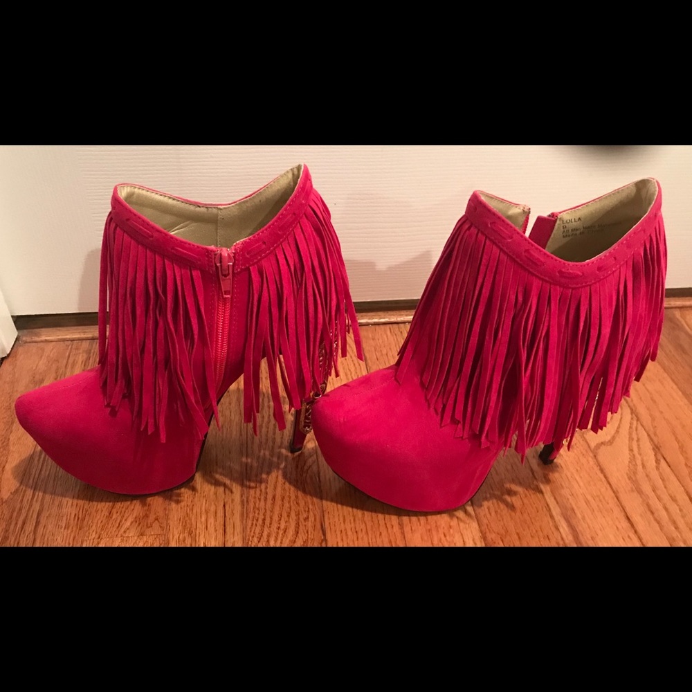 Tassel’s and Yes pink